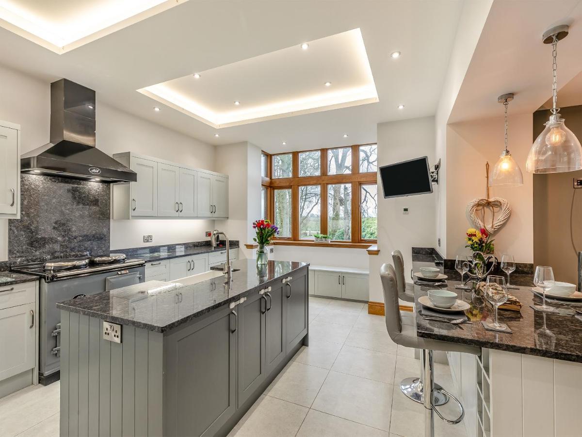 Buntingfield Farmhouse Villa Ashover Exterior photo