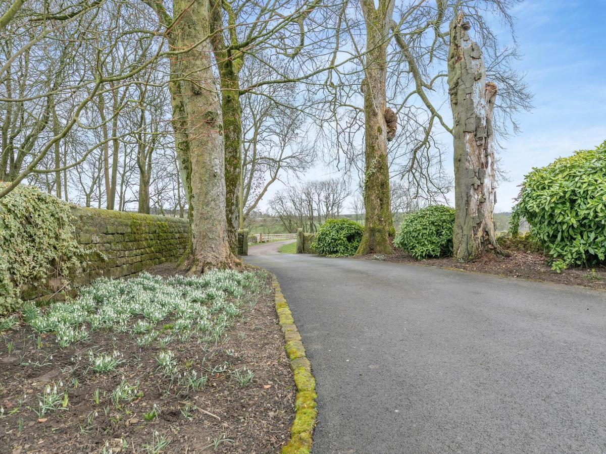 Buntingfield Farmhouse Villa Ashover Exterior photo